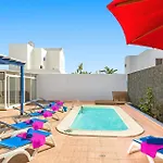 Villa Natacha By *